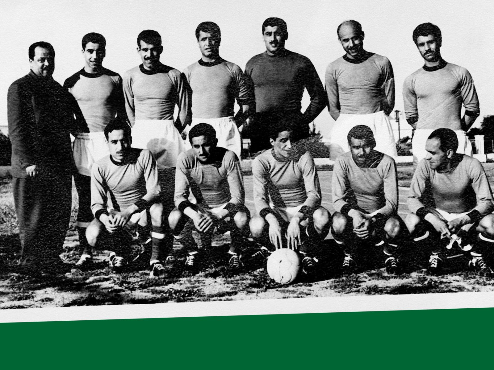 Lagbild på Algeriets spelare som gjorde fotbollsrevolt 1958