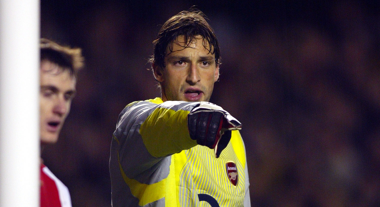 Rami Shaaban under en match i Champions League med Arsenal